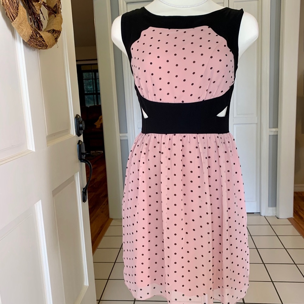 🌟Pink w/polka dots dress🌟
